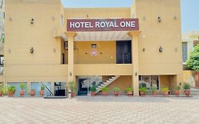Hotel Royal One  3*